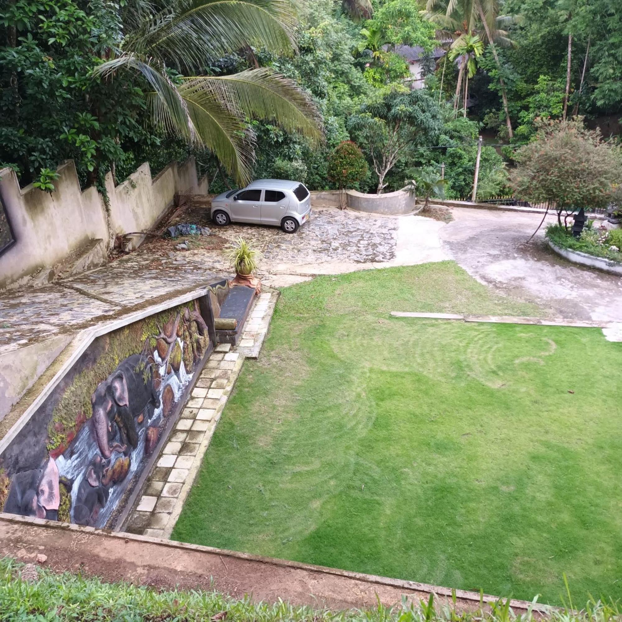 Heaven Palace Kandy Buitenkant foto